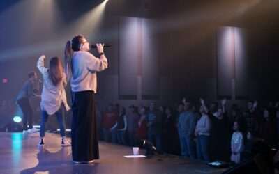 Pastor Greg Hartmann Shares an Inside Look at the Worship Experience at Vineyard Church Kansas City